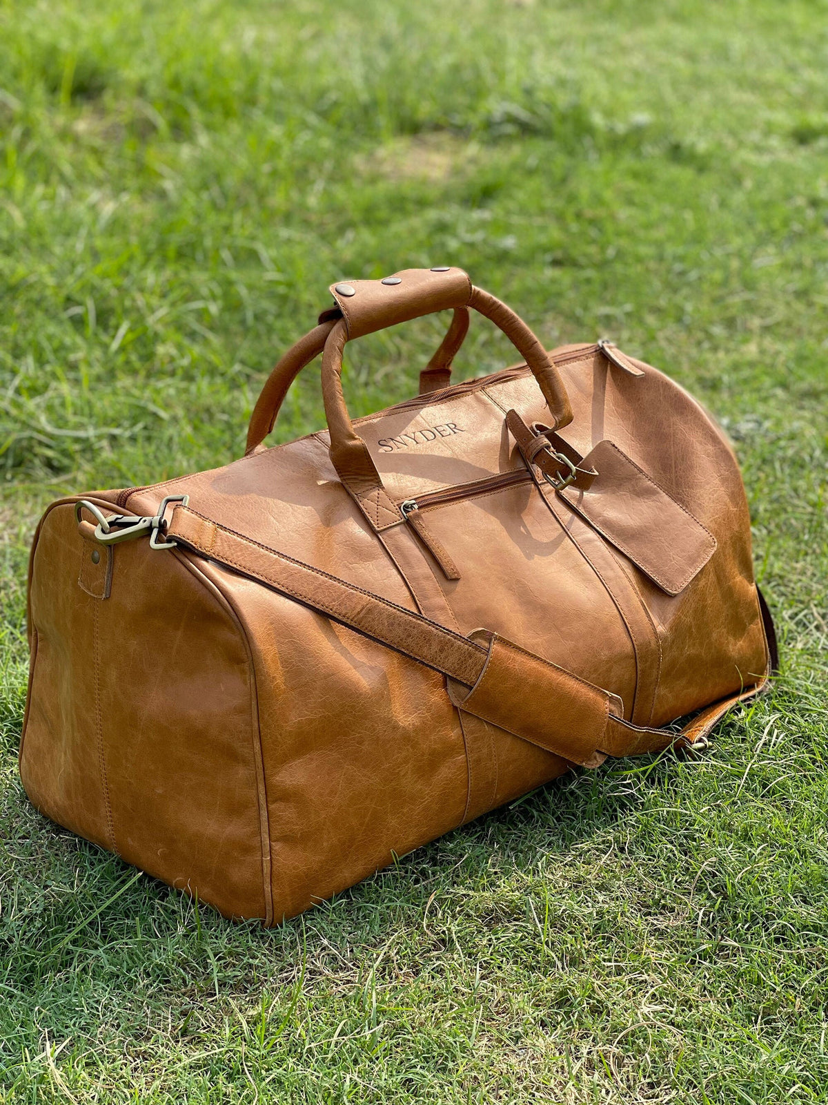 Personalized leather duffel Bag Full Grain Leather weekender bag Handmade large weekend travel Vacation Holidays Bag best Men gift Groomsmen