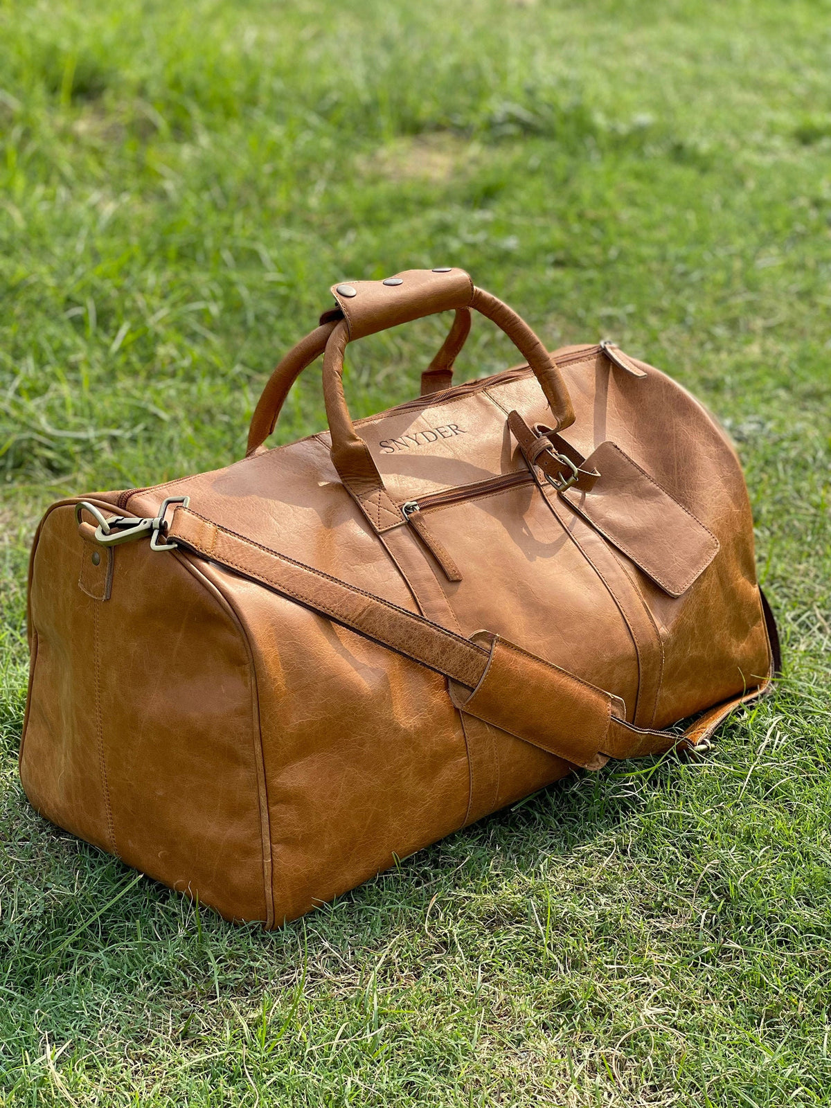 Personalized leather duffel Bag Full Grain Leather weekender bag Handmade large weekend travel Vacation Holidays Bag best Men gift Groomsmen
