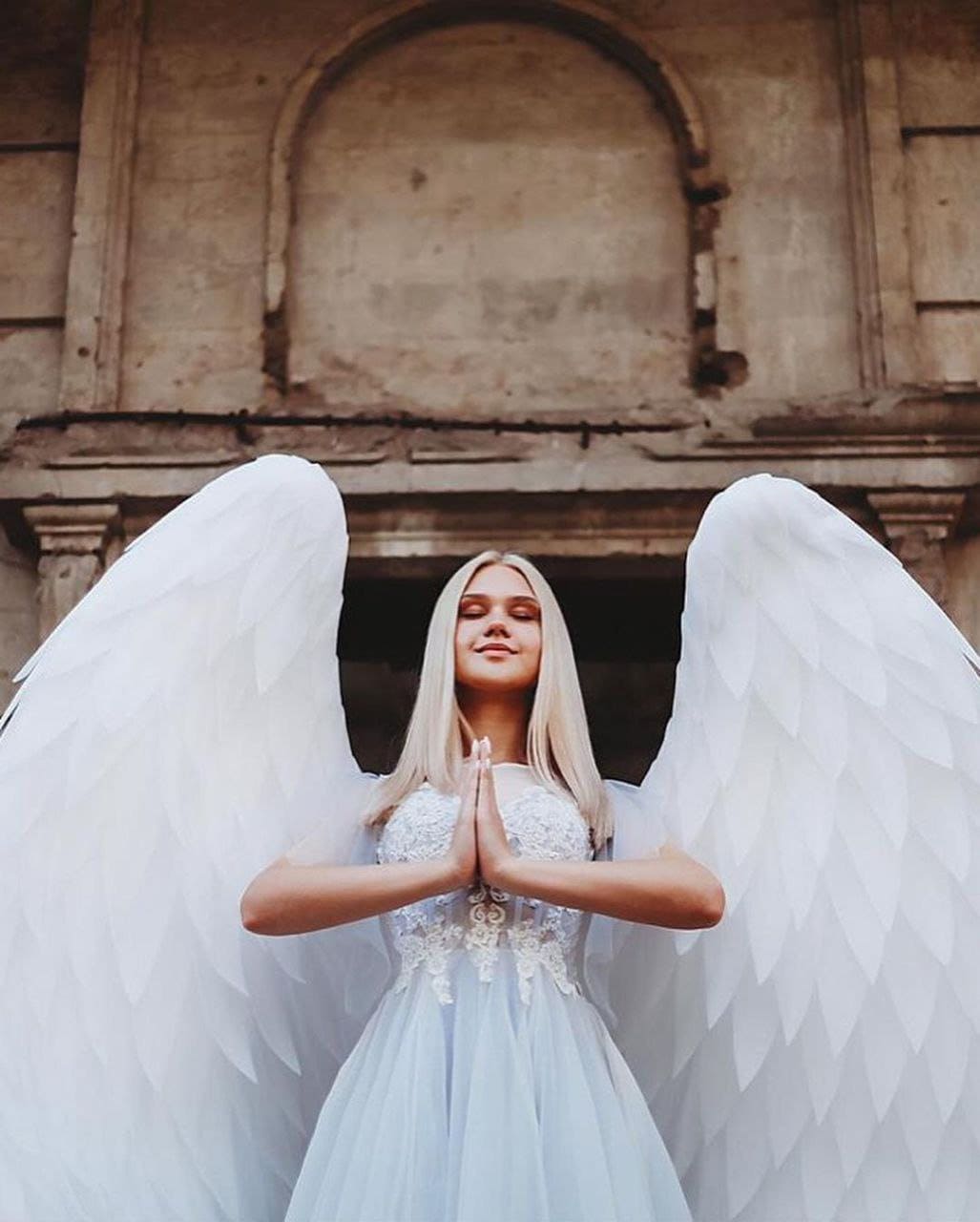 White adult angel wings large angel wings costume wings cosplay for photoshoot angel wing costume cosplay charm woman image 5