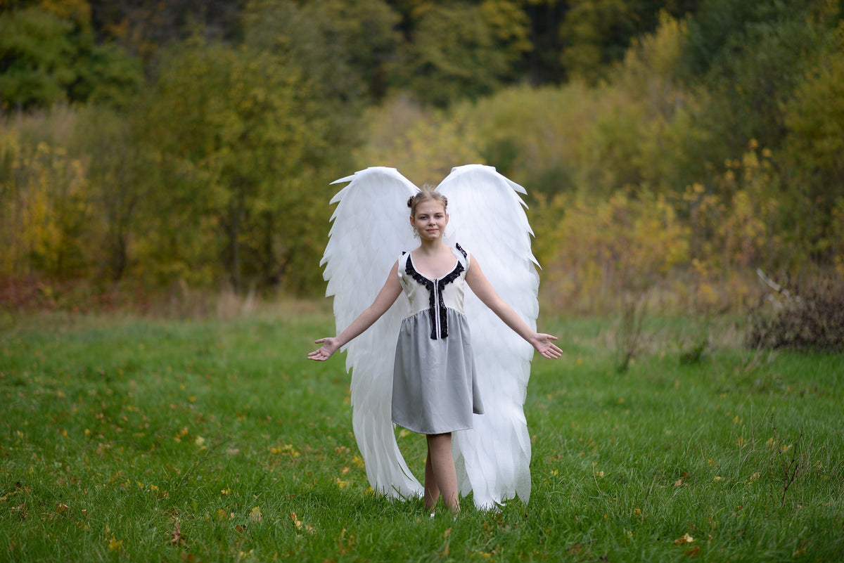 White angel wings costume cosplay wedding photo for women and teenagers