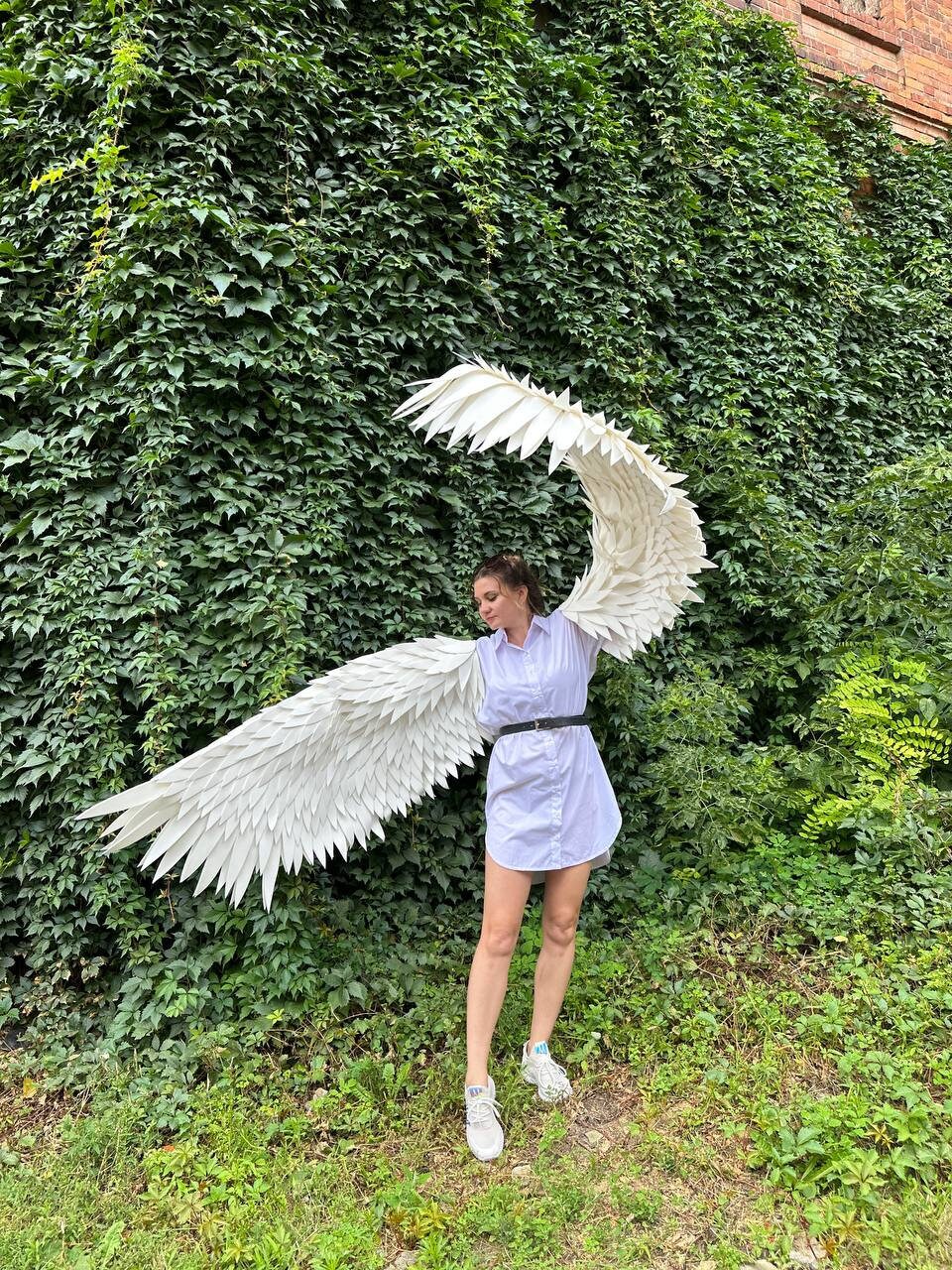 White costume with angel wings, cosplay props, devil, big angel wings, Halloween, party, festival sexy cosplay costume