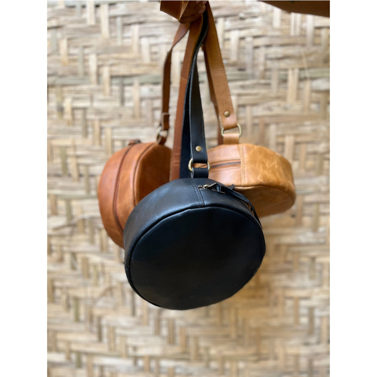 Leather round purse circle bag crossbody purse sling bag handmade gift for her circular black bag bridesmaid christmas gifts for wife custom