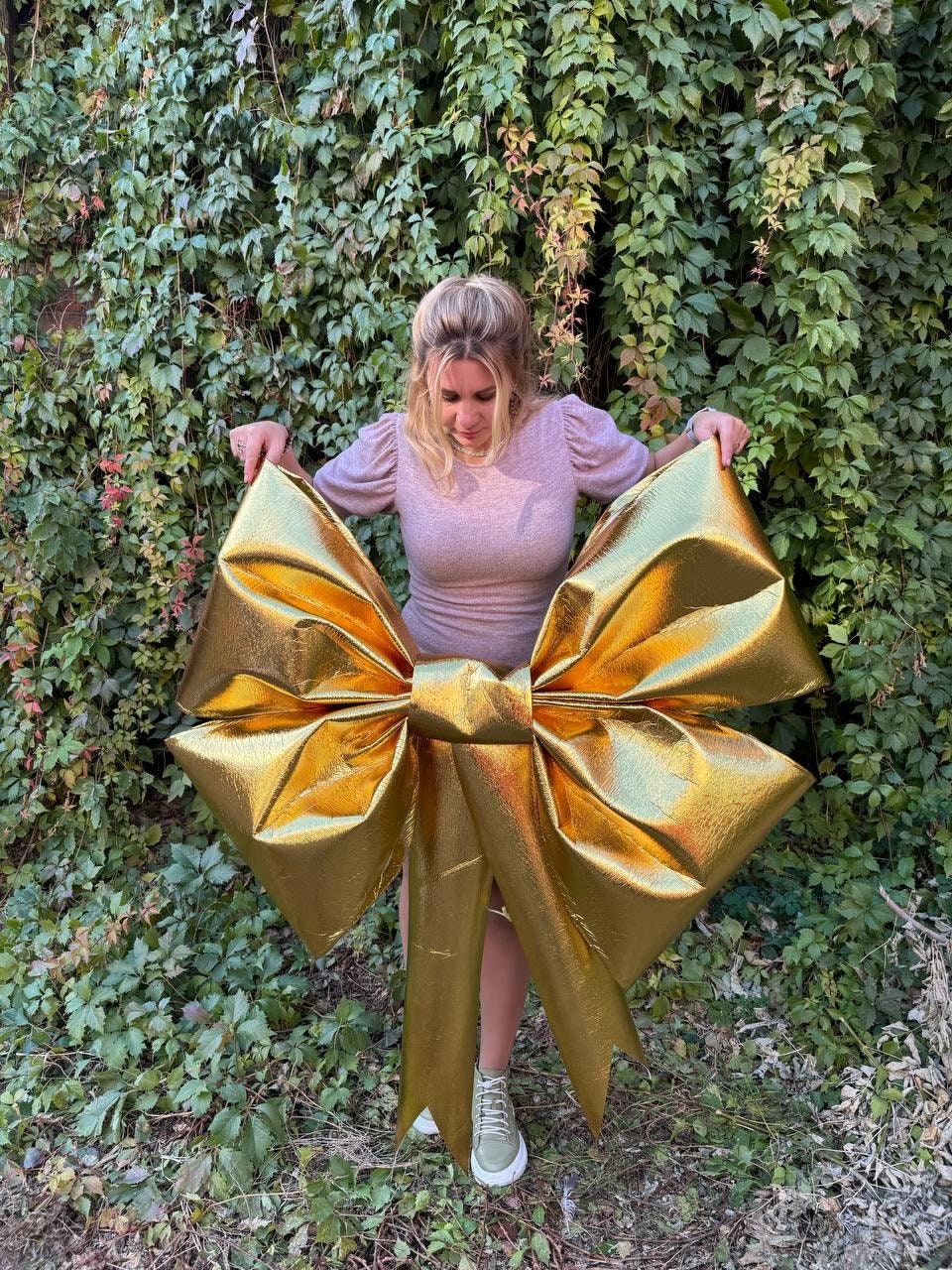 Gold bow Christmas party decoration , festive giant bow, luxury party decor