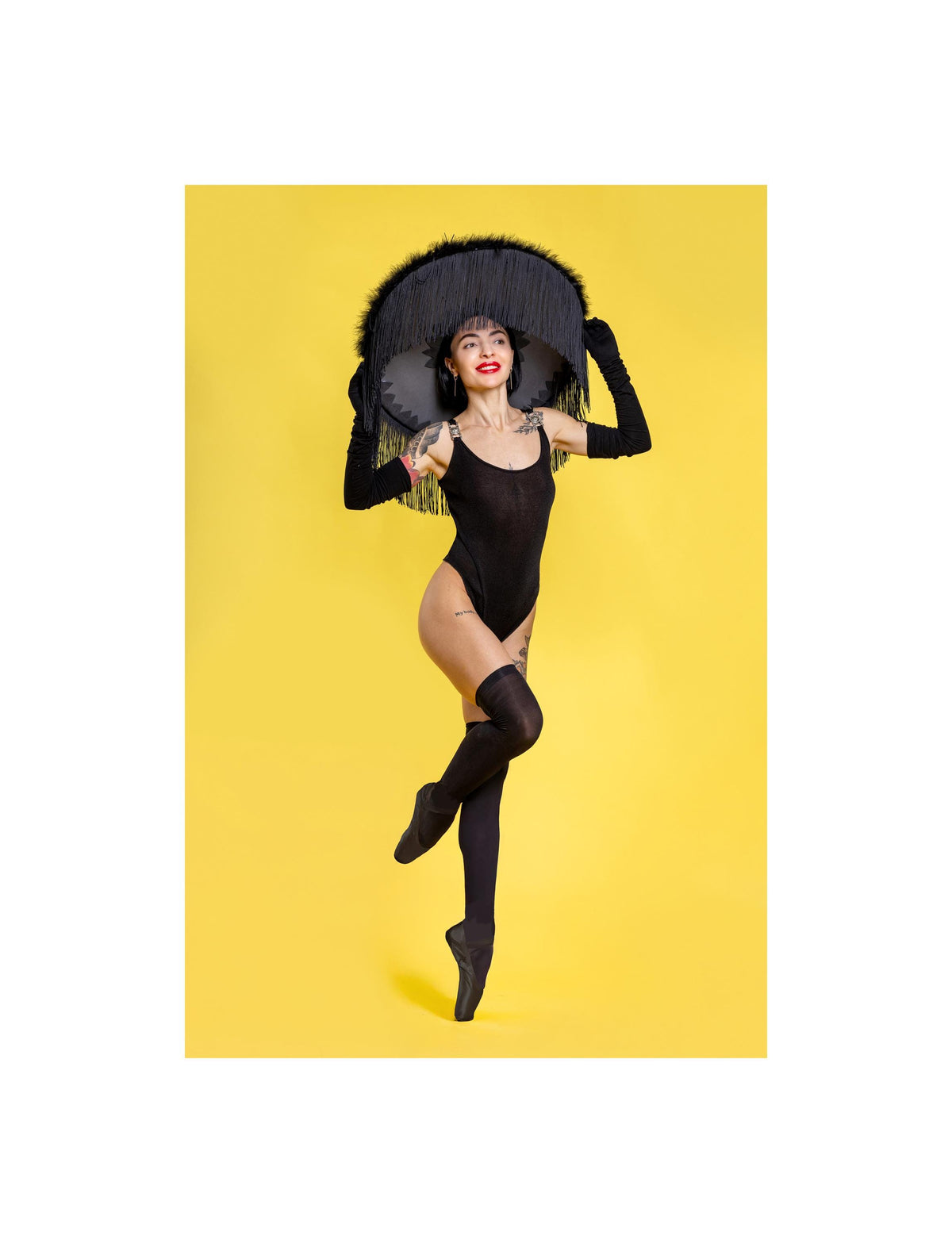 Black hat with fringe and puffy wide brim for photo shoot, cosplay for music festival, costume for performances, discos