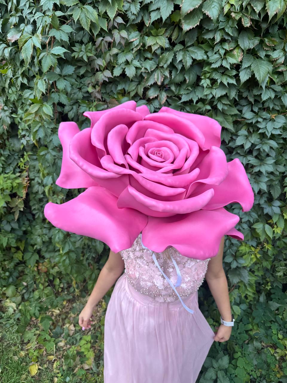 Pink Rose Hat for Photoshoots, Festivals, and Special Events – Handmade Floral Headpiece, Elegant Costume Accessory, Statement Flower Hat