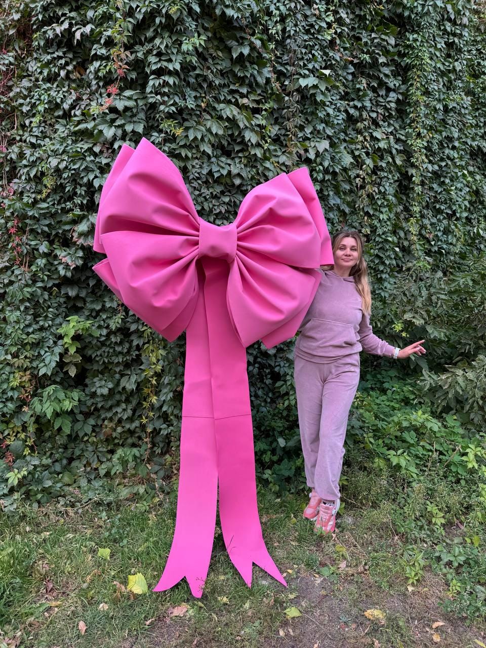 Large Pink Bow for Valentine’s Day Decor Oversized Decorative Bow for Gifts Wreaths and Storefront Display