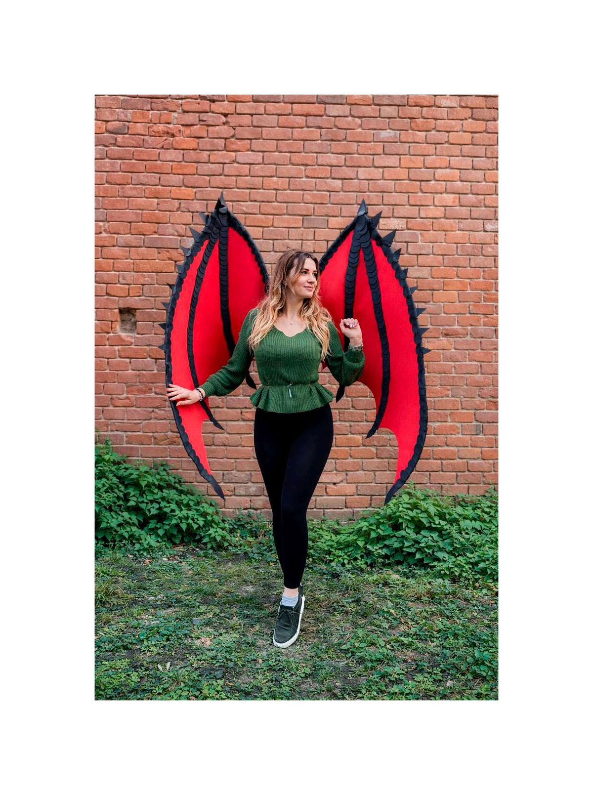 Red Dragon Wings with Spikes, Demon Bat Wings Cosplay, Large Fantasy Wings for Adults, Gothic Costume Wings, Fursuit Wings Custom