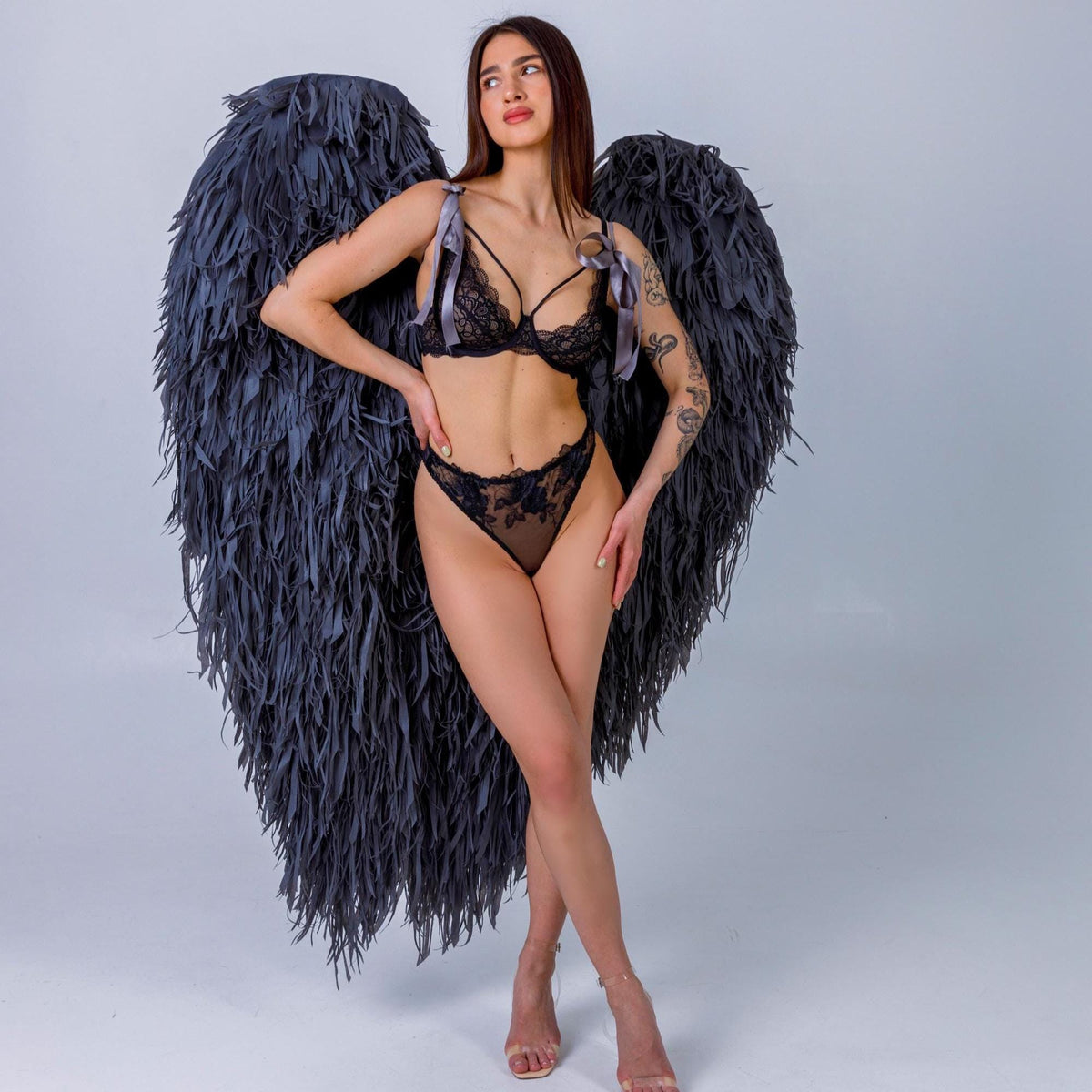 Fluffy black wings – wings as a prop for photo shoots – black fluffy wings – black angel costume