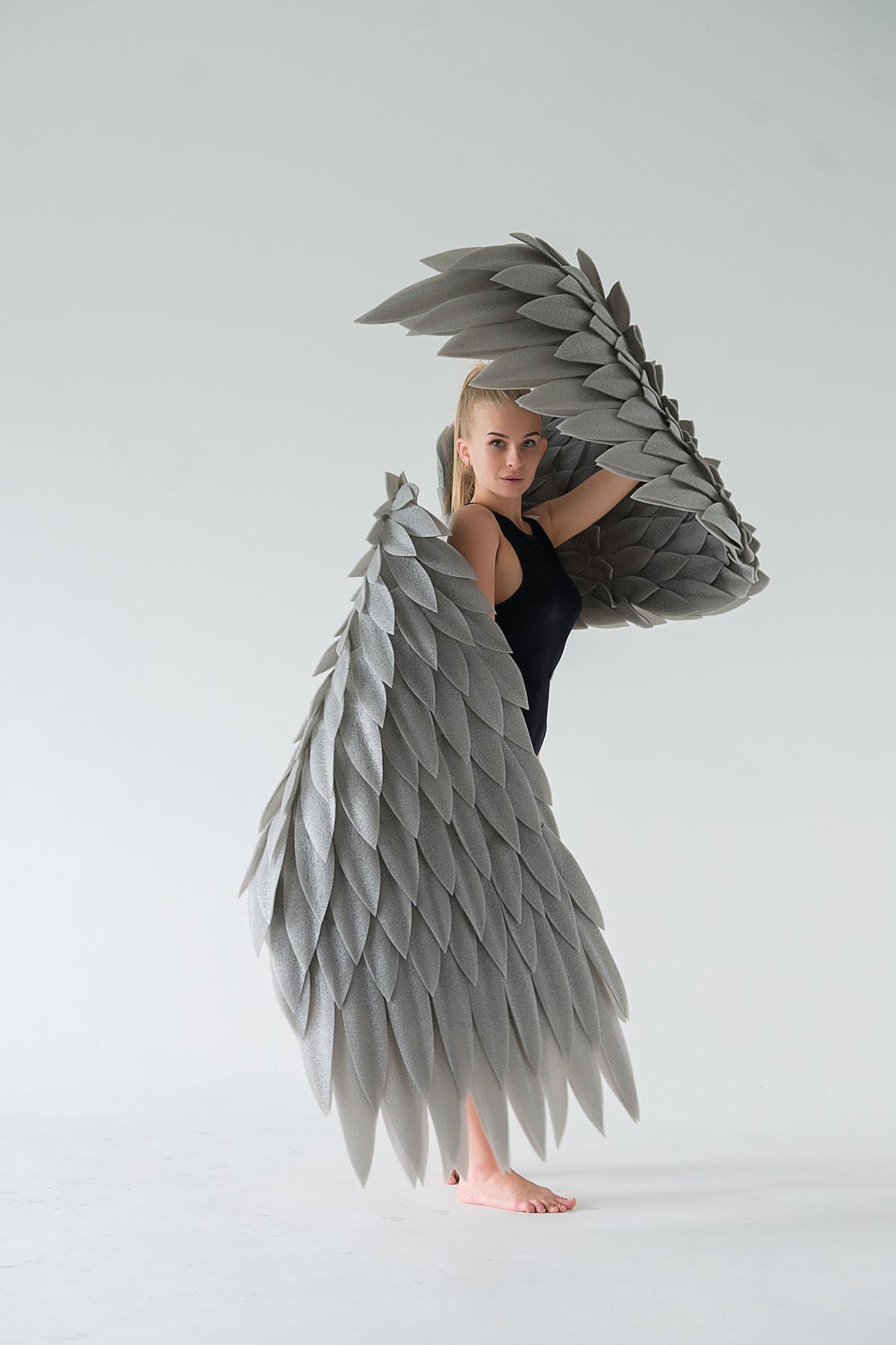 Gray Wings Costume – Movable Dance Performance Accessory (IZOLON)- Dance angel wings costume for adult -Wings for dance performances image 2