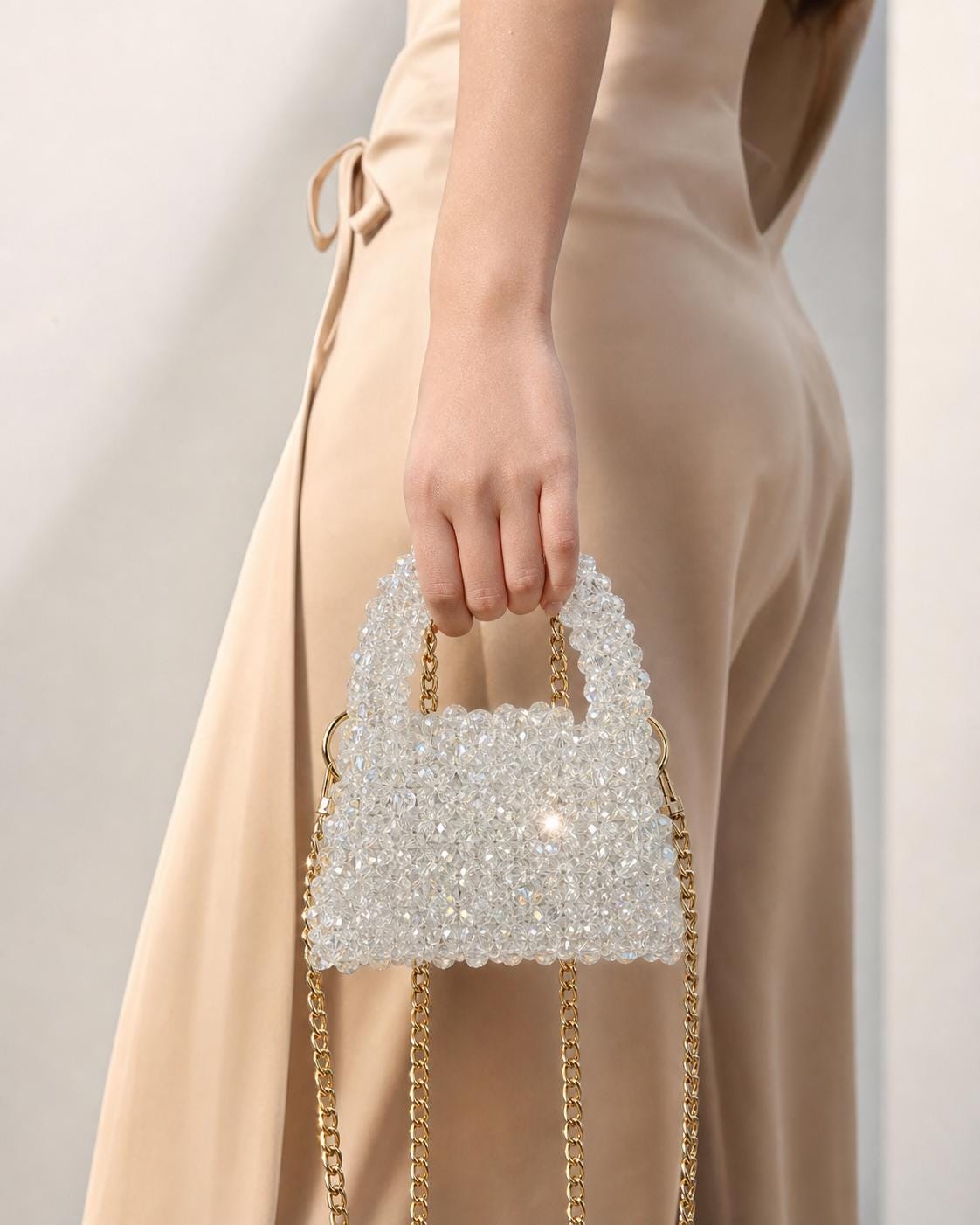 Handmade Crystal Beaded Mini Handbag, Pearl White Evening Purse, Gold Chain Bridal Clutch