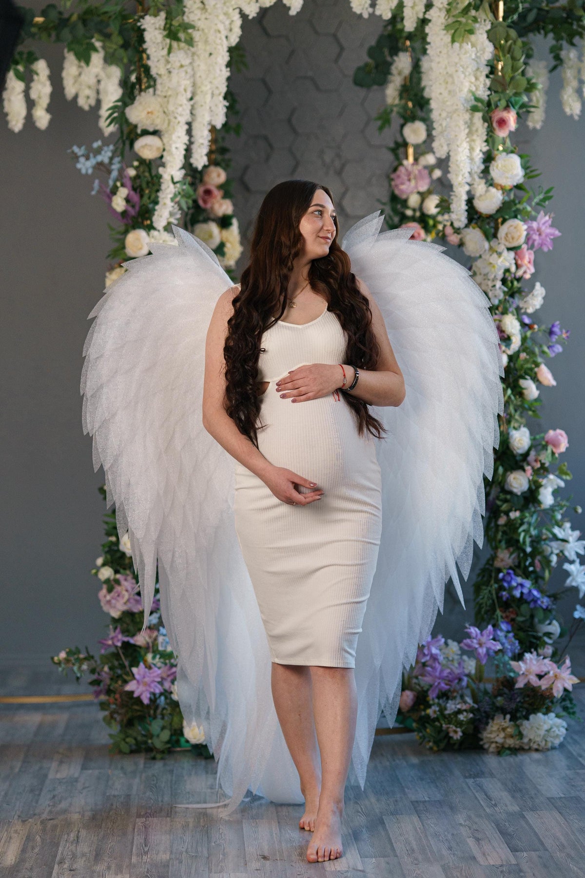 Large White Angel Wings – Adult Wings for Photoshoots, Maternity Photography, Events & Stage Performance image 8