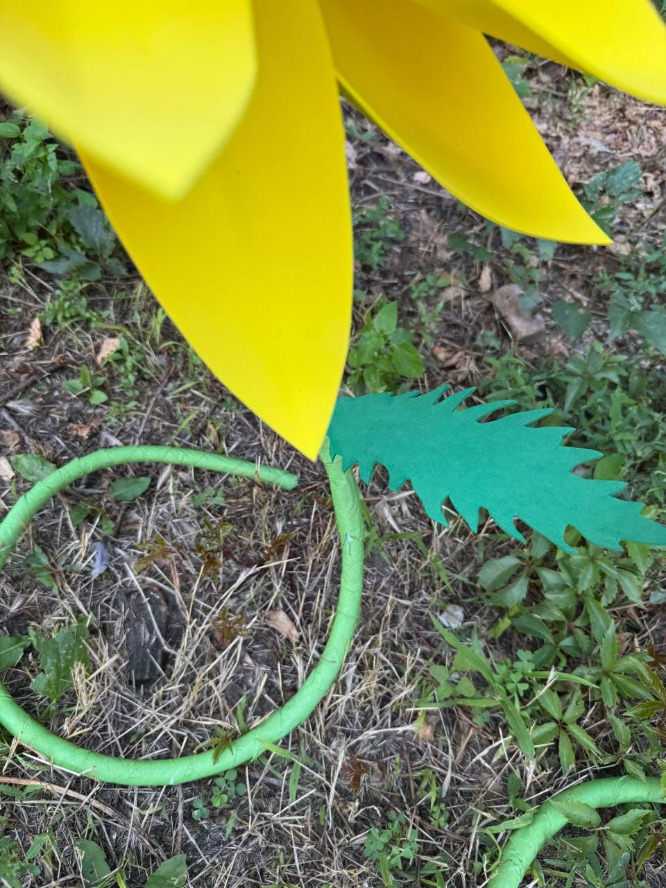 DIY Giant Foam Flower Tutorial, EVA Foam Flower Video Course, Digital Download, Flower Making Lesson, Spring Decor DIY image 4