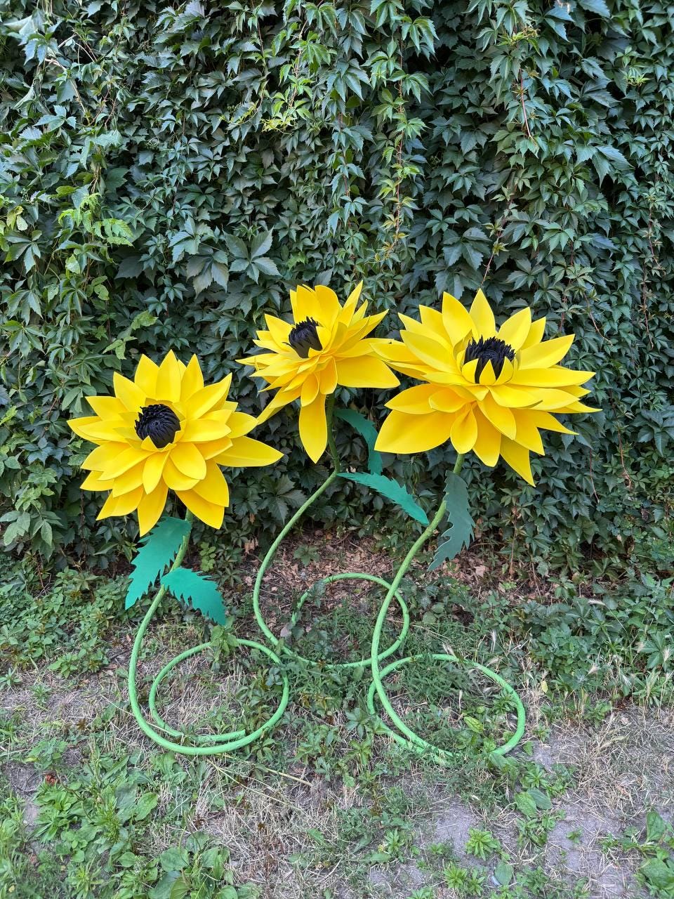 DIY Giant Foam Flower Tutorial, EVA Foam Flower Video Course, Digital Download, Flower Making Lesson, Spring Decor DIY image 3