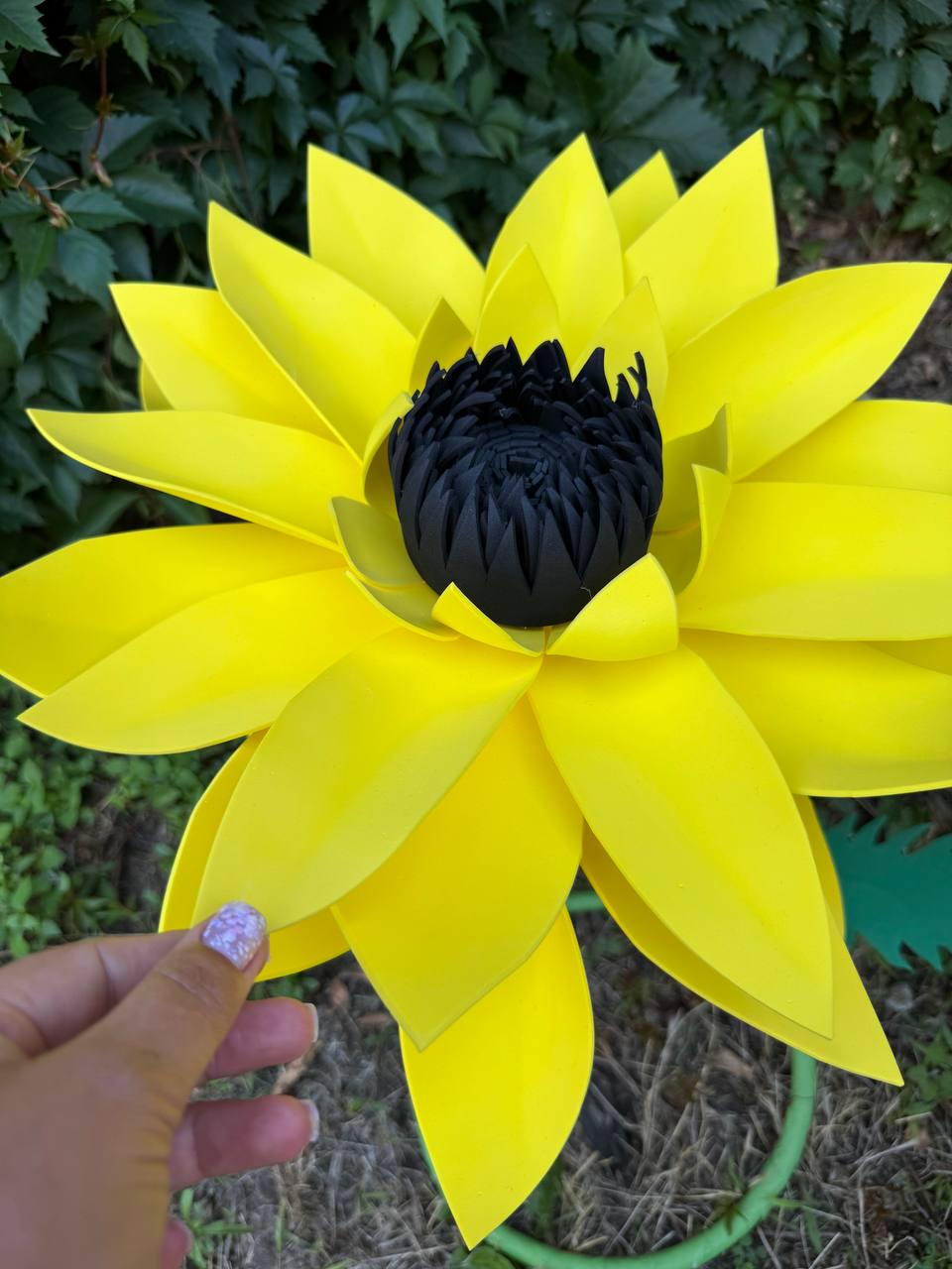 DIY Giant Foam Flower Tutorial, EVA Foam Flower Video Course, Digital Download, Flower Making Lesson, Spring Decor DIY image 12
