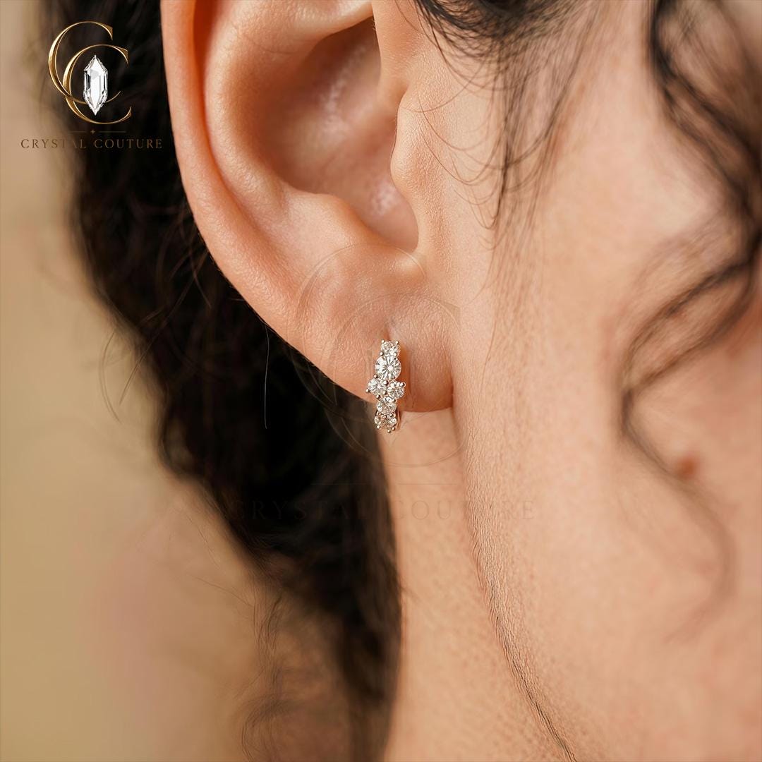 Exquisite Floral Diamond Cluster Hoop Earrings Solid Gold Moissanite Huggies Luxury Fine Jewelry Women